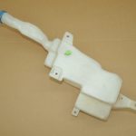 Suzuki SX4 tīrītāja ūdens tvertne 3845079J11