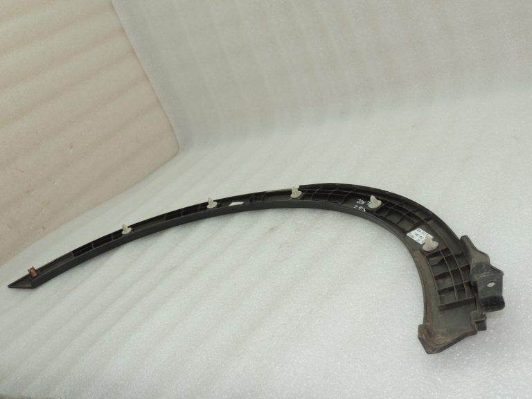 Suzuki SX4 II Riteņa arkas vāks Aizmugurējais labais 7725061M005PK