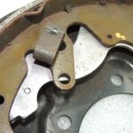 OEM Suzuki Grand Vitara 2.7L III atsperu komplekts Bremžu komplekts labajā pusē 5311065J02