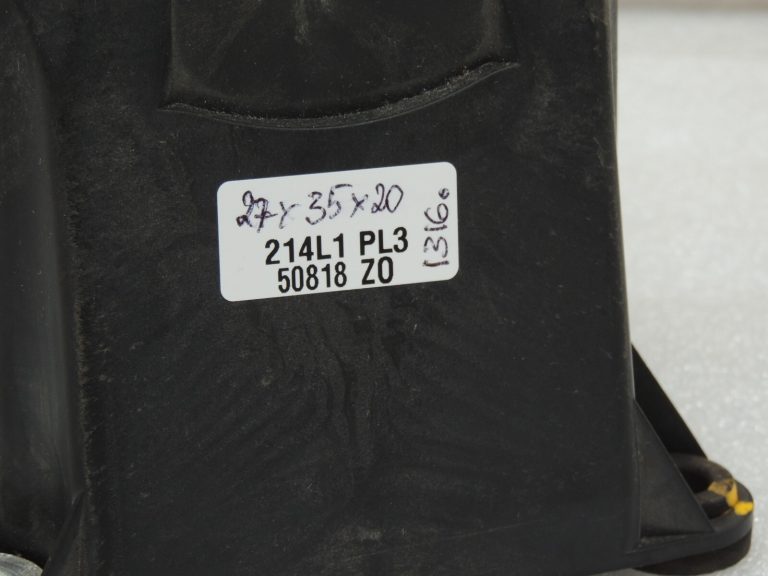 Suzuki Swift Mk1 oriģinālā pārnesumu pārslēgšanas svira 5 ātrumu 28100-63JA0