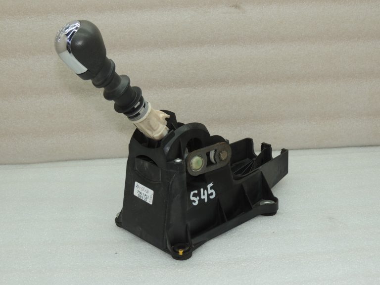 Suzuki Swift Mk1 oriģinālā pārnesumu pārslēgšanas svira 5 ātrumu 28100-63JA0
