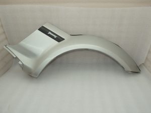 Suzuki Jimny MK3 splash guard rear left with logo silver 77650-81A00-Z2S