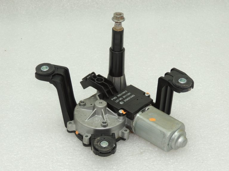OEM Opel Zafira C Wiper motors Vējstikla tīrītāja motors 13256923