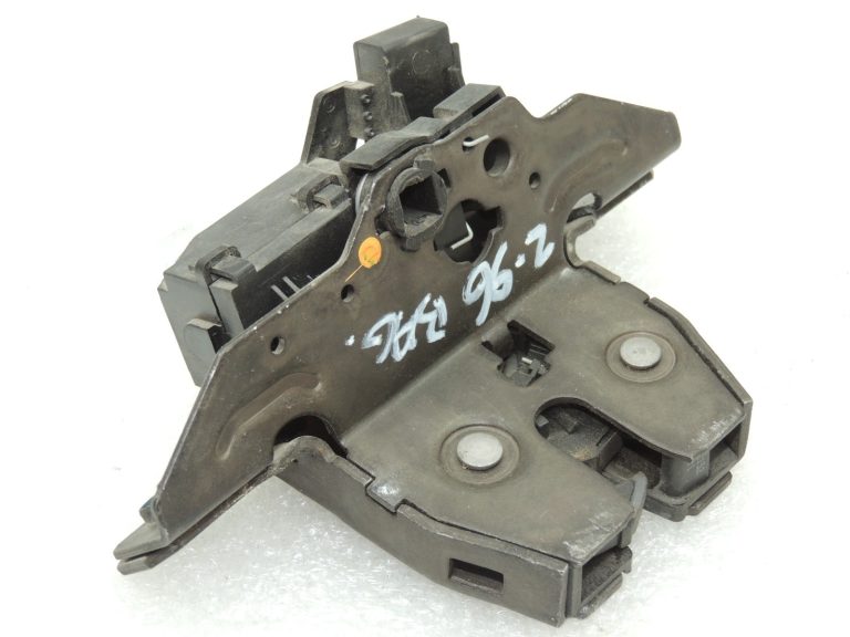 OEM Opel Zafira C aizmugurējo durvju slēdzene Aizmugurējo durvju slēdzene 13509599