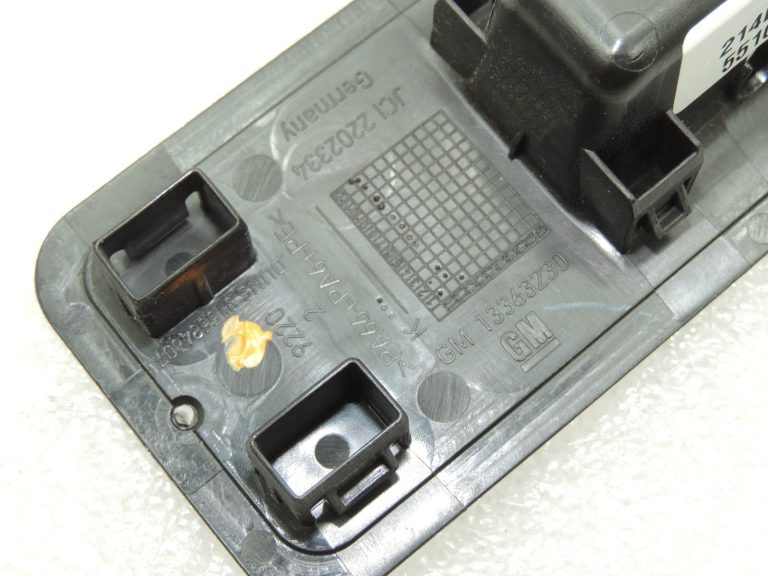 OEM Opel Zafira C augšējā stiprinājuma vāka vāks 13363367
