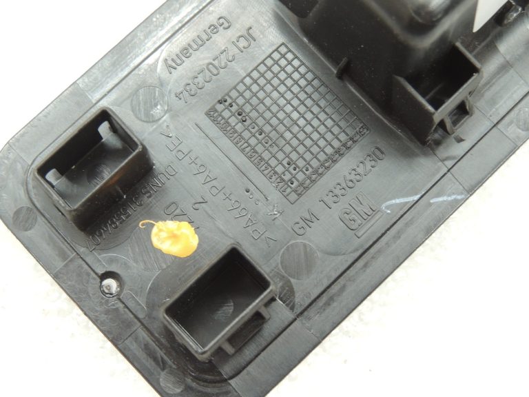 OEM Opel Zafira C augšējā stiprinājuma vāka vāks 13363367