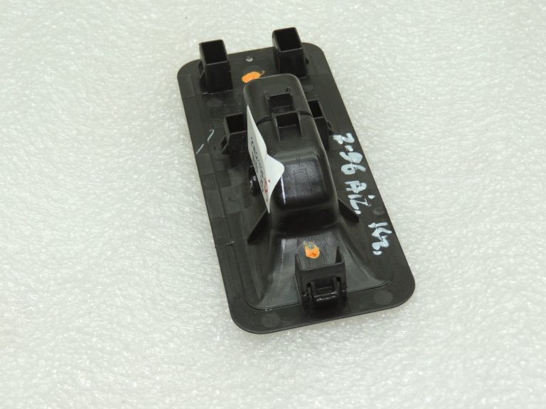OEM Opel Zafira C augšējā stiprinājuma vāka vāks 13363367