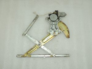 OEM Suzuki Jimny 2003 Logu regulators ar motoru priekšējais kreisais 8340281A10