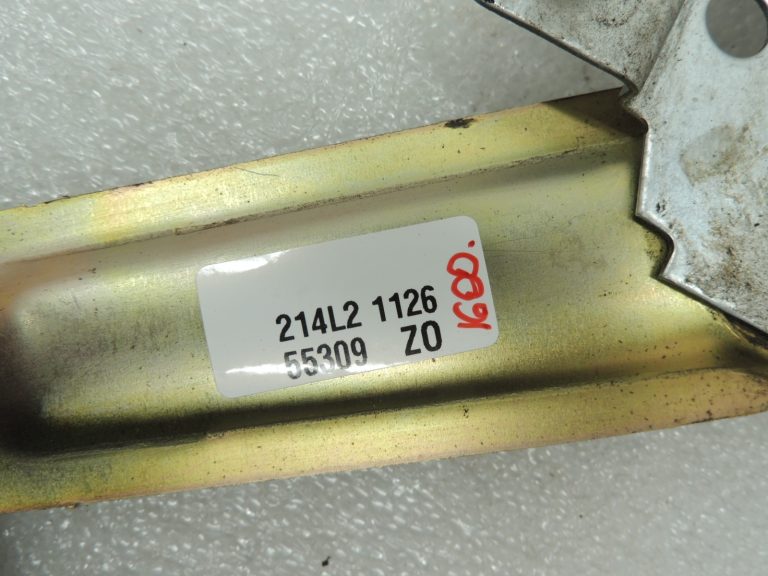 OEM Suzuki Jimny 2003 Logu regulators ar motoru priekšējais kreisais 8340281A10