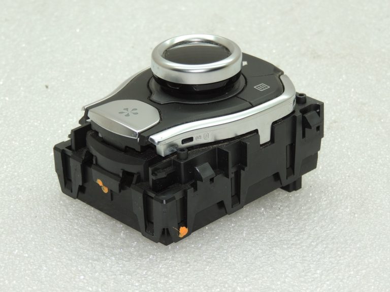 OEM Renault Espace V JFC radio vadības panelis 253B03339R