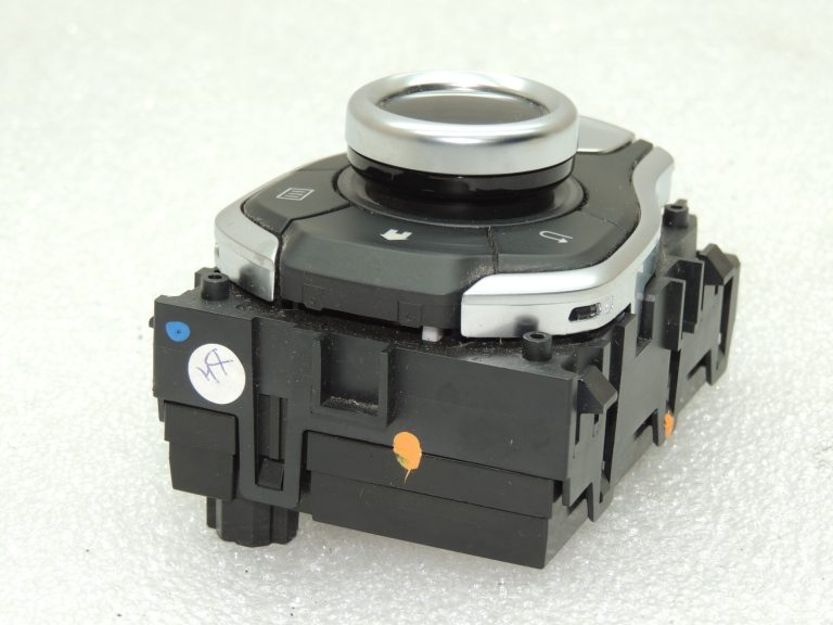 OEM Renault Espace V JFC radio vadības panelis 253B03339R