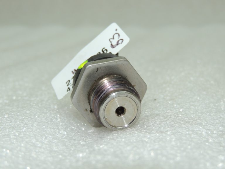 Oriģinālais BOSCH degvielas spiediena sensors priekš Suzuki Opel Renault Honda Toyota
