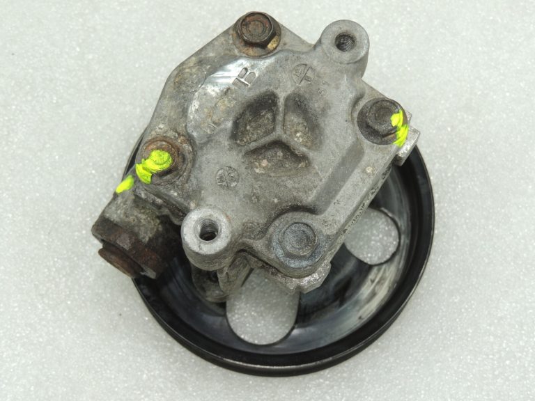 OEM Suzuki Liana 1.4 stūres pastiprinātāja sūknis 4911073J00
