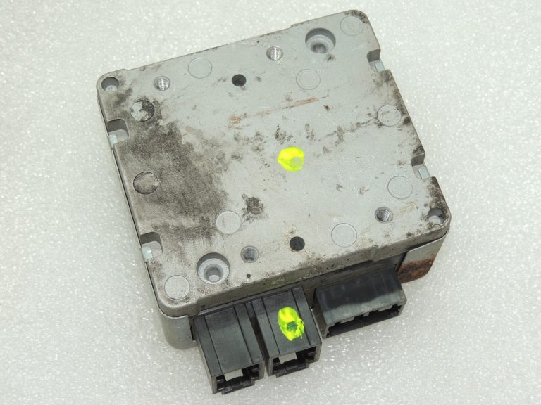 Suzuki SX4 Stūres vadības bloks 3872079JB0