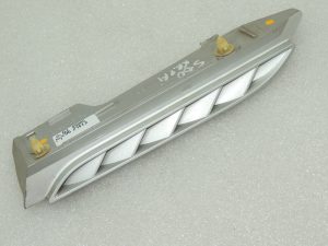 OEM Suzuki Grand Vitara III dzinēja pārsega apdare pa labi 72420-65J10-Z2S