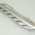 OEM Suzuki Grand Vitara III dzinēja pārsega apdare pa labi 72420-65J10-Z2S