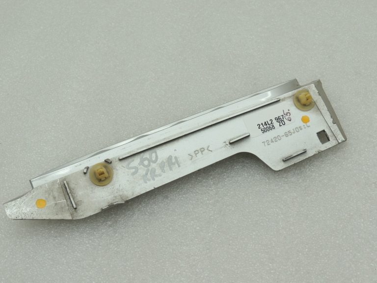 OEM Suzuki Grand Vitara III dzinēja pārsega apdare pa labi 72420-65J10-Z2S