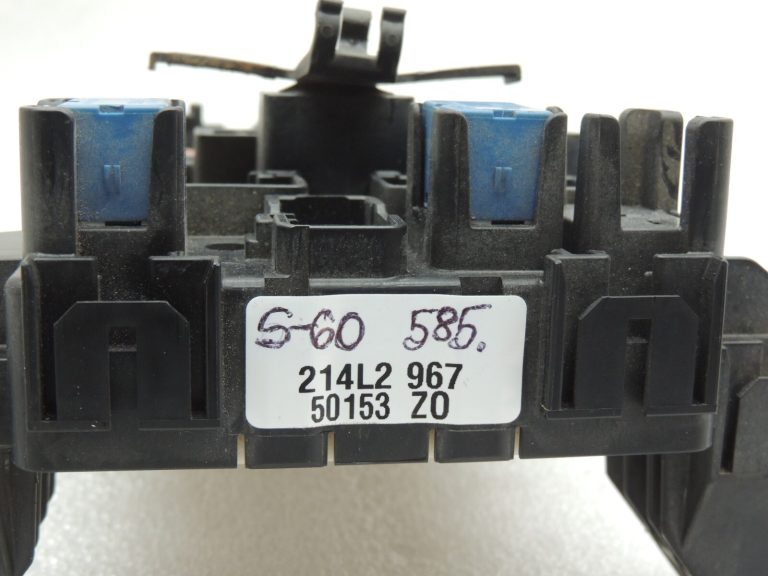 OEM Suzuki Grand Vitara III drošinātāju kārba 3671064J00