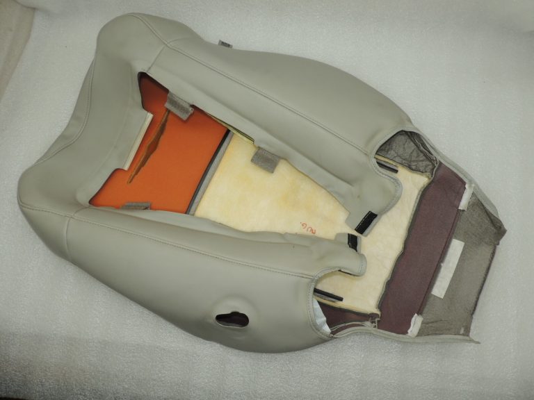 OEM Chrysler Grand Voyager V Priekšējā labā sēdekļa atzveltnes pārsega paneļi