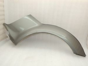 Suzuki Jimny MK3 Aizsargs pret šļakatām aizmugurējais kreisais 7765081A00