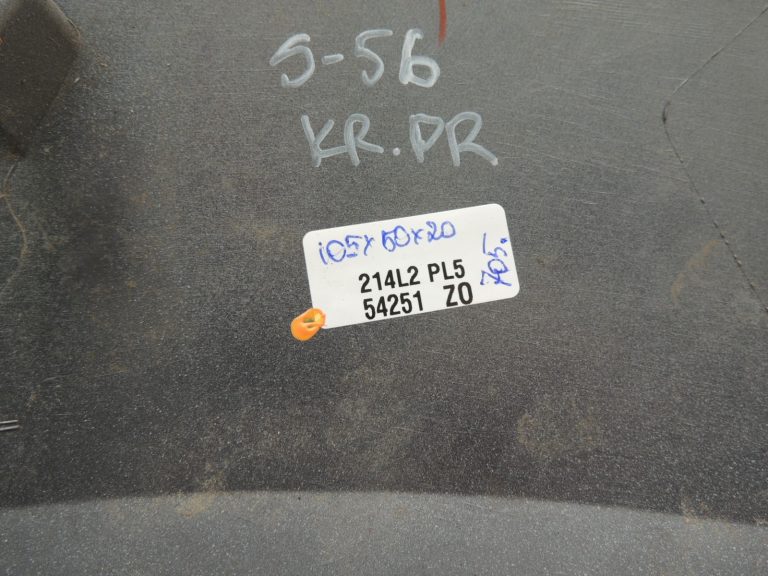 Suzuki Jimny MK3 Splash aizsargs priekšējais kreisais 7763081A00ZY8