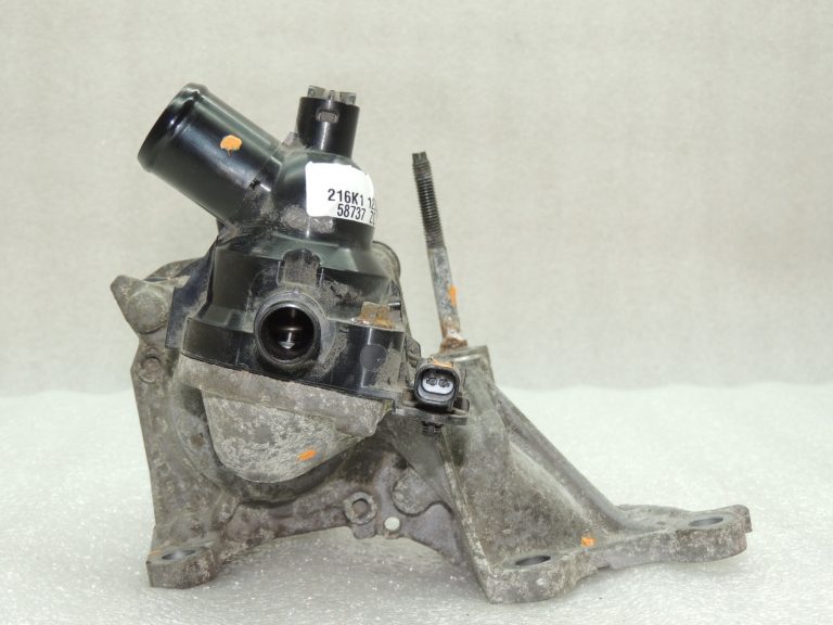 Toyota Yaris IV XP210 1.5i ūdens sūknis 1603215190 16032-15190 Ūdens sūknis