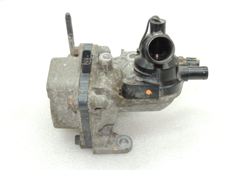 Toyota Yaris IV XP210 1.5i ūdens sūknis 1603215190 16032-15190 Ūdens sūknis