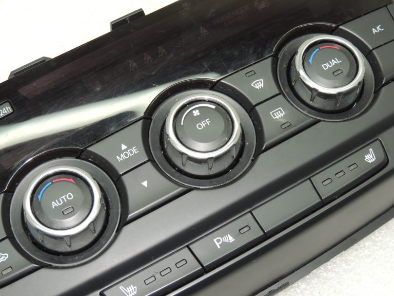 Mazda 6 GJ GL Klimata kontroles bloks sēdekļu apsilde GHS461190H