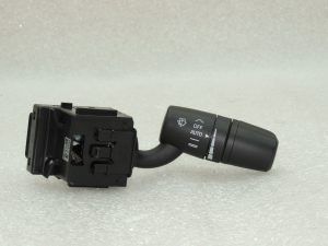 Mazda 6 GJ GL Stūres kolonnas slēdzis tīrītāju slēdzis GKK366128