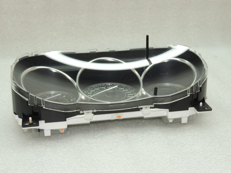 Mazda 6 III GJ GL 2.2D dīzeļdzinējs instrumentu panelis GHT755471E
