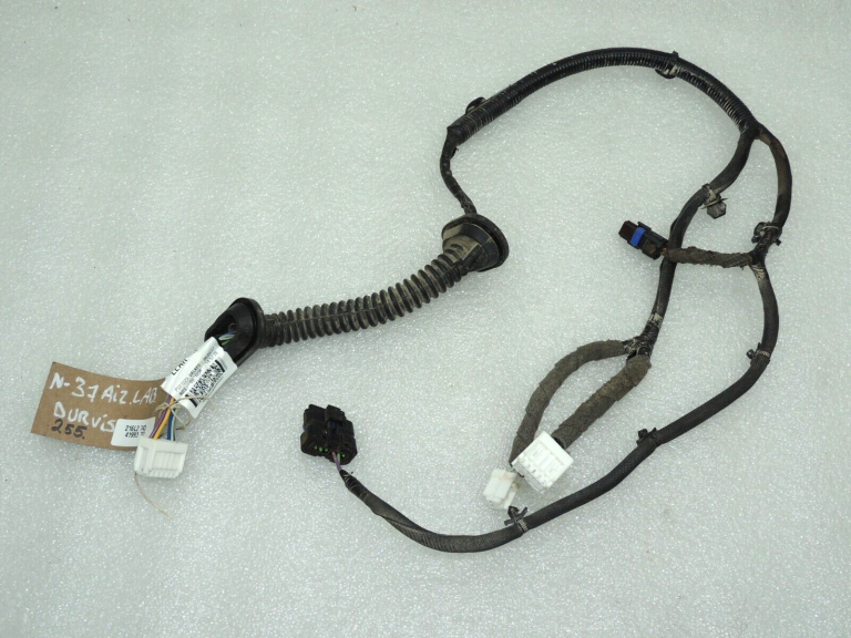 Nissan Qashqai J11 Durvju elektroinstalācijas instalācija Aizmugurējā labā 241264EH1A