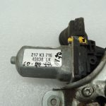 Toyota Hilux VII Priekšējā kreisā loga regulatora sliede ar motoru 69820-0K041