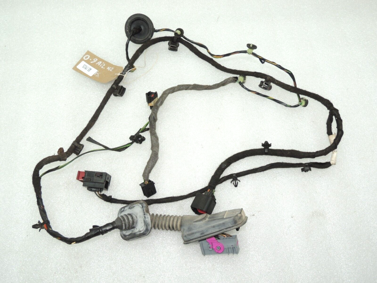 OEM Opel Insignia A durvju elektroinstalācijas instalācija aizmugurējā kreisā pusē 13238681