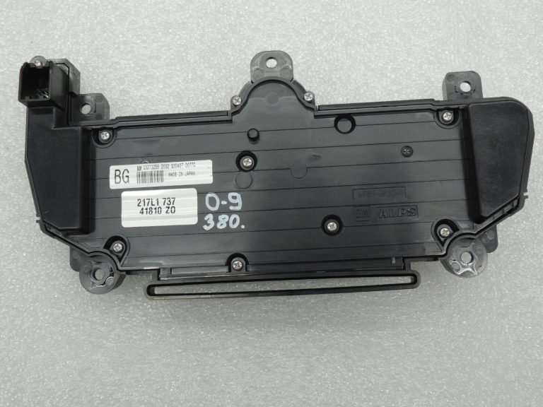 Opel Insignia A radio vadības panelis Auto radio vadības panelis 13273256