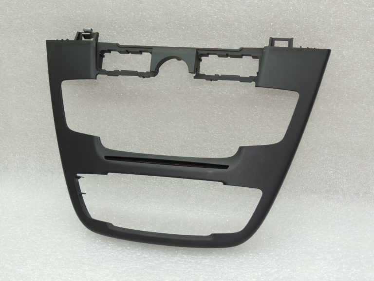 Opel Insignia A centrālās konsoles radio klimata kontroles slēdžu panelis 13273253