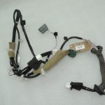 Nissan X-Trail T32 Aizmugurējo kreiso durvju elektroinstalācijas instalācija 241274CE0A