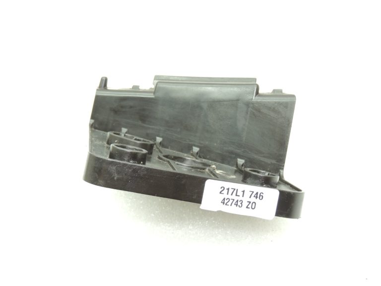 Nissan Qashqai J11 Priekšējo lukturu kronšteins 620444EA0A