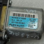 KIA Sportage QL Logu motors Aizmugurējā kreisā loga motors 83450F1000