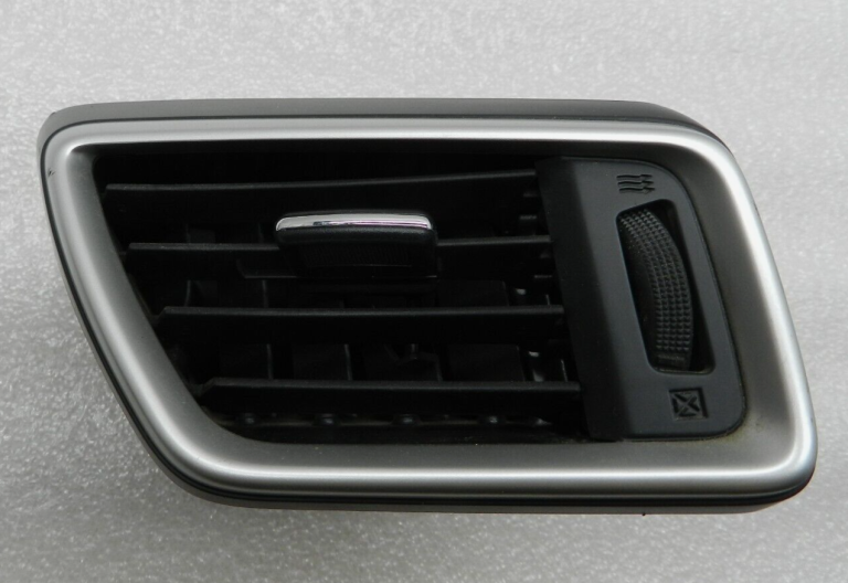 Nissan X-Trail ventilācijas restes priekšējā labā 687604ba0a