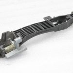 Oriģinālā Mazda CX-5 KE Priekšējais labās puses durvju roktura rāmis KD53-58-42XA, KD535842XA