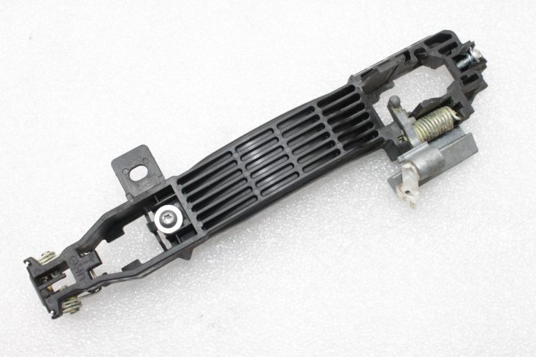 Oriģinālā Mazda CX-5 KE Priekšējais kreisais durvju roktura rāmis KD53-59-42XA, KD535942XA