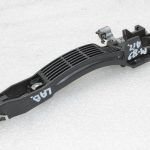 Oriģinālā Mazda CX-5 KE Aizmugurējā labās puses durvju roktura rāmis KD53-72-42XA, KD537242XA