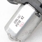 Oriģināls Renault Scenic III aizmugurējā tīrītāja motors 287100010R, 0390201856
