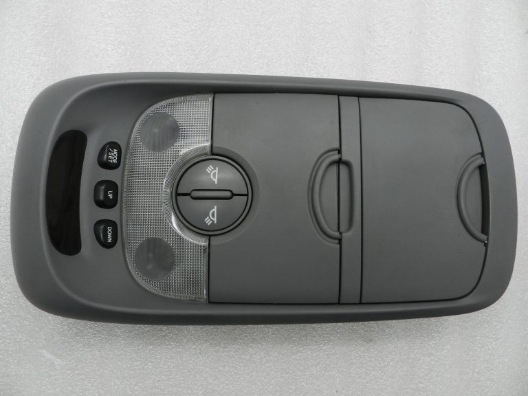 Kia Sorento oriģināls salona jumta apgaismojums 0K53E51410