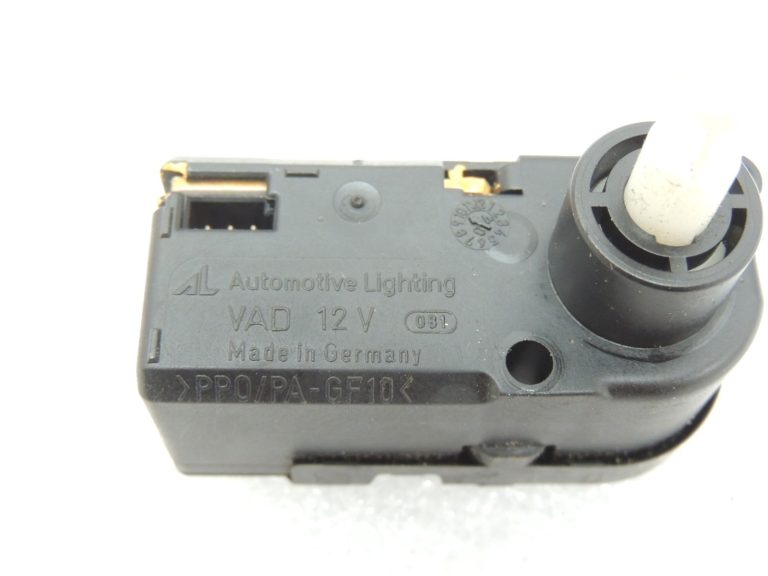 Priekšējo lukturu LWR priekšējo lukturu izlīdzināšanas servomotors Bosch 0307853303