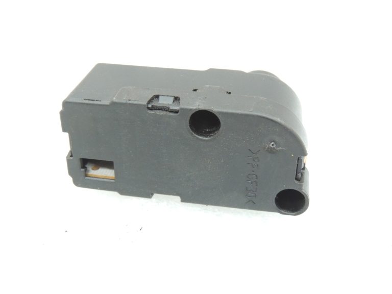 Priekšējo lukturu LWR priekšējo lukturu izlīdzināšanas servomotors Bosch 0307853303