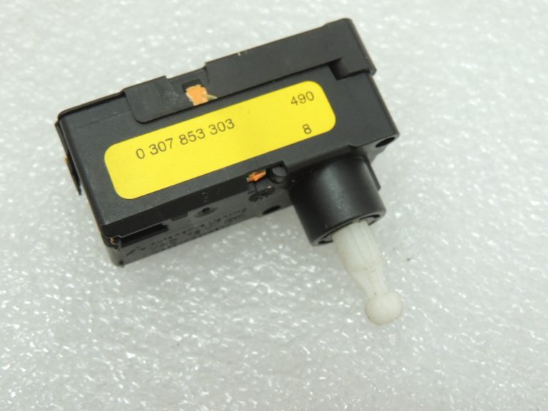 Priekšējo lukturu LWR priekšējo lukturu izlīdzināšanas servomotors Bosch 0307853303