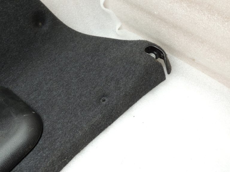 BMW 5. sērijas F10 F18 bagāžnieka vāka pārsegs melns 51497204372