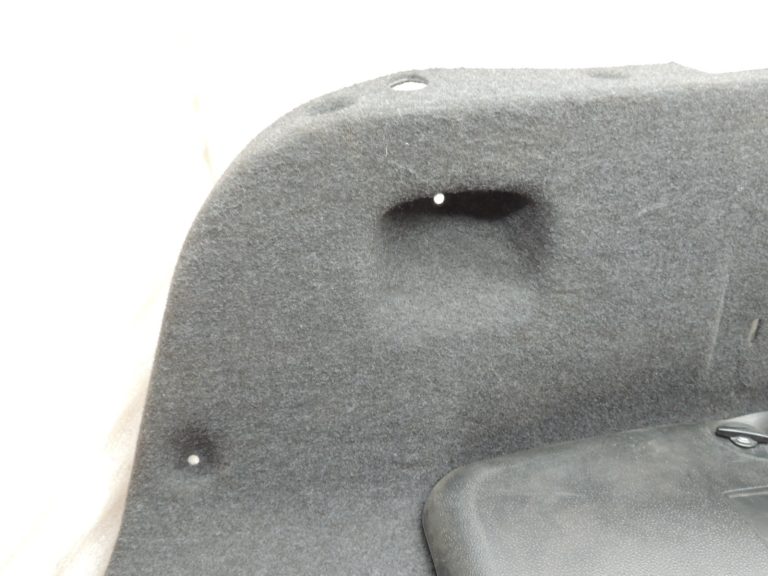 BMW 5. sērijas F10 F18 bagāžnieka vāka pārsegs melns 51497204372