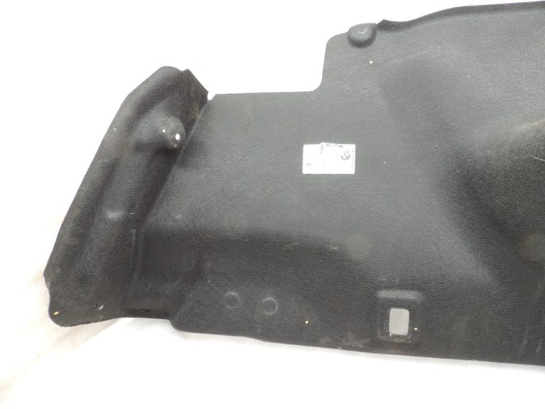 BMW 5. sērijas F10 F18 bagāžnieka sānu paneļi kreisajā pusē 51479177139 9177139